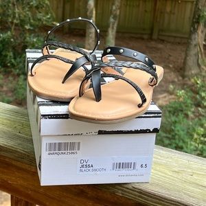 DV by DOLCE VITA Strappy Jessa Thong Sandal  Women’s 6.5 NWT NEW